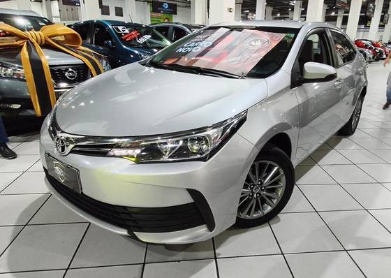 TOYOTA COROLLA 1.8 GLI UPPER 16V FLEX 4P AUTOMÁTICO